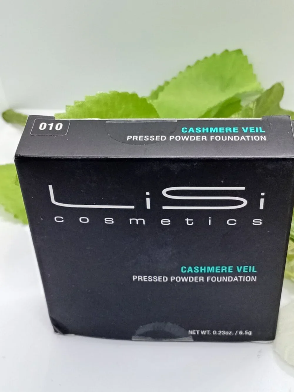 Lisi Pressed Powder Foundation Cashmere Veil Light Coverage Matte- Rare New